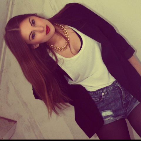 Welkom bij @TienerSterッ ~ Be a star ☆★☆ ~ NF = NFB ~ Gemaakt door pubers, voor pubers ~ Beste tweet in jouw TL