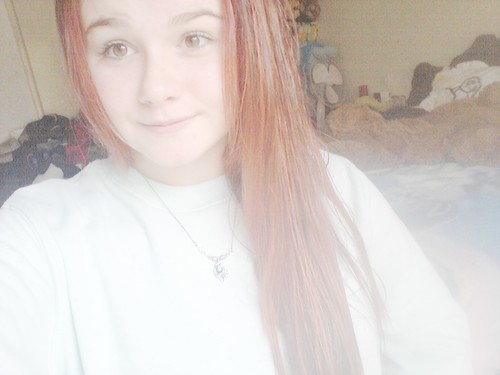 I am who i am and thats what makes me,me!I love Ed Sheeren ♥ and friends and family ♥♡♥♡Follow me! I follow back Promise xox