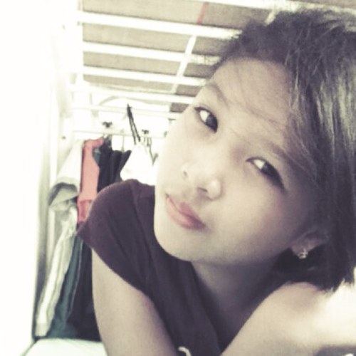 im a motavator,directioner,cher lloyd fan,and of course mustache lovahh!and pretty as well!