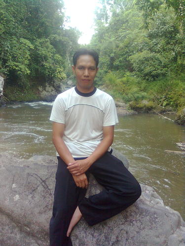Nama: Kusri Kelamin: Laki-Laki Hubungan: Lajang Alamat: Bandu Agung. Kec: Muara Payang. Kab: Lahat. Sumatra Selatan. Indonesia Kota: Pagar Alam Pos(31591)