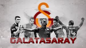futbol fanatiğiyim ve Galatasaray sevdalısıyım (Tutkunuyum) Ölesiye kadar Cimbomluyuz  başka takımın taraftarı olamayız olmayacağız