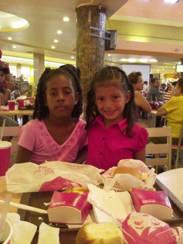 MayrenaYah's profile picture. 