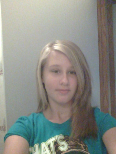 Directioner, Mahomie, Caspeteer, Belieber. i luv Reese's herseys. And Im NOT single......11-22-13 I 3 Josh Sutton