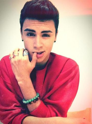 Melhor do que ver um sorriso, é ser o
motivo dele c: