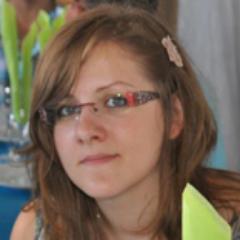 Développeuse web =) #PHP #HTML #CSS #JS