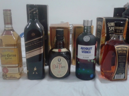 Los precios mas baratos y los mejores combos...Venta de toda clase de licores las 24 horas a domicilio.