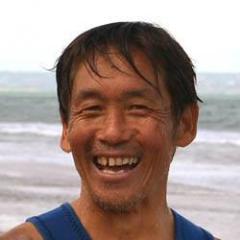 バリ島でサーフィンガイド＆サーフィンスクールの会社（https://t.co/rUftTpBpcK）を２００８年に立ち上げ自らもインドネシア政府公認のサーフィンインストラクターをやっています。
日本のみなさんに少しでもバリの良さを日本人の観点から案内、ご紹介しバリに来られたみなさんのお手伝いできたらと思います。