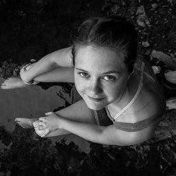 Female biomedical engineer specialised in ophthalmology. A German in Finland...