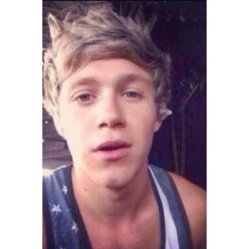 just here for free follows friends. c: