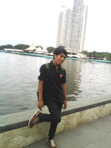 mimpi itu harus gua capaii...gua yakin pasti bisaa!!!
