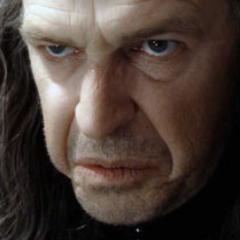 Hijo de Ecthelion II, Padre de Boromir y Faramir. Senescal de Gondor (2984 - 3019 TE) Yo era feliz, entonces murió Finduilas
 #SpanishFakeESDLA