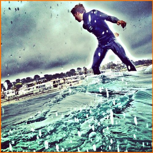 ON FOLLOW LIMIT! | 19 | Super Beach Kid | Directioner too | @CodySimpson followed me on 02/15/13 | He tweeted me on 03/06/13! | Alli follows too! :D