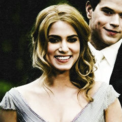The strongest of us are the people who can admit defeat and allow peace in there life.{RP/#TeenFictionRP}