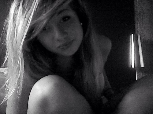 truths_hurts's profile picture. @justinbieber 8thAPRIL2013 my dream became real, now and forever bitch. @Hayce_Lemsi Mon gars sur ;) @Lacrim_officiel la star que j'épouse