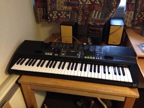 TimsKeyboard's profile picture. Being very loud also living with @TiCookieMonster and @Wengles.