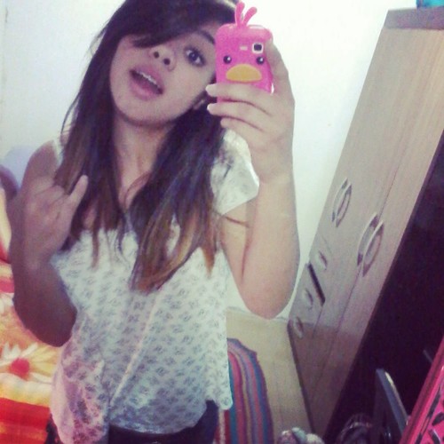 uma menina meiga