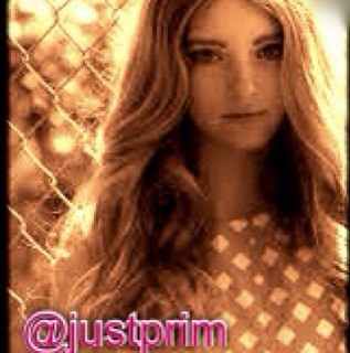 13.Few people have gifts , some choose to Ignore them and others embrace what they have because it makes them special.{RP/#TeenFictionRP}