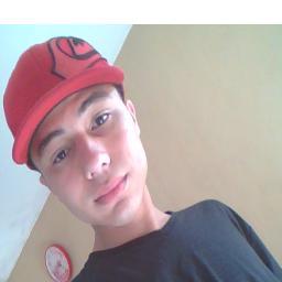 oooi , sou um menino humilde é fofo , é mt #ciumento ,  3
