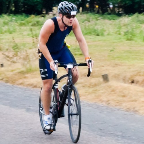 Husband, Father, Novice Triathlete, Blogger, Golfer, Baggies Fan, Food Lover. Training Blog at http://t.co/RNxEvWBxCR. If it feels good, do it