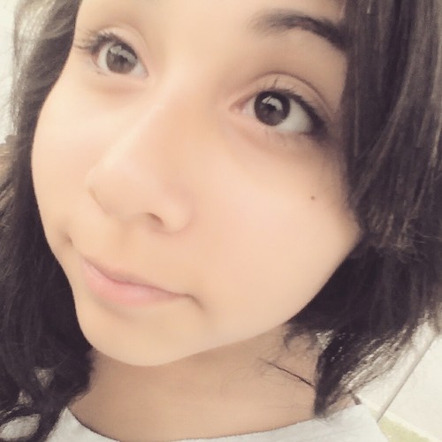 Follow me ill follow back and follow me on instagram @k3y_2000 ..