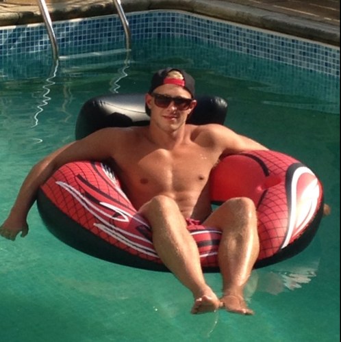 lucamattiussi's profile picture. A foolish man tells a woman to stop talking, but a wise man tells her that her mouth is extremely beautiful when her lips are closed.