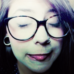 tuts tuts quero ve seus peitos na minha boca