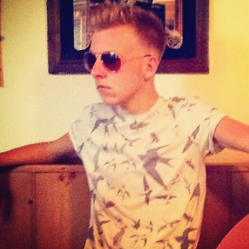 Team: Worcester Wolves
Position: Shooting Guard
Number:14
Vice captain
Basketball is my life!!