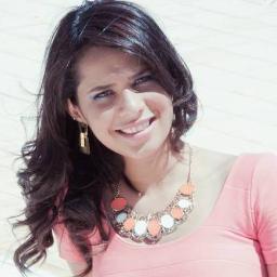Ser desapegada é ser mais você, é se amar antes de amar qualquer outro [...] O desapego vai muito além desse conceito errado de mulher louca piriguete da noite.