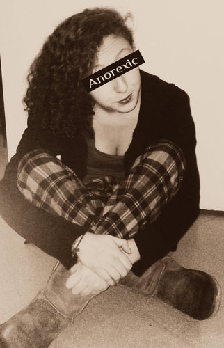 I'm already dead
†Ana,Perry ,Annie,Bri, Izzy,Bella, Cat,Deb,Sue†     1m66-47kg  Objectif 1: 37kg Objectif 2: 32kg