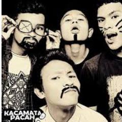 Guitars / Vocal @CanggihBima | Lead Guitar @RafidanNugraha | Bass @RamadhanNRizky | Drum @dzakiputera1
Banjarmasin, Indonesia · http://t.co/UcNedH1iUJ