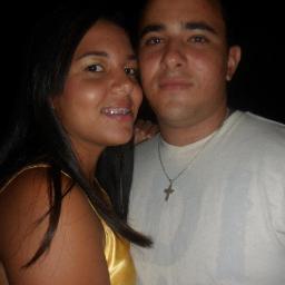 Curto Futebol, minha familia, em especial minha namorada... Enfim td q me faz bem...