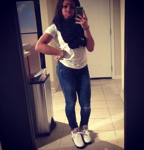 I'm yasmine from Columbia sc , follow me nd I'll follow back ✌️