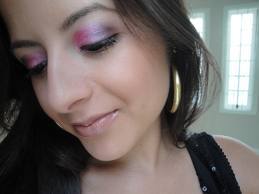 Pra que ler issuh?
Não é mais fácil me
seguir logoh?
Dai vuxê me conhece
pelos meus posts!
Não se preocupe, sempre estarei twittando! :p