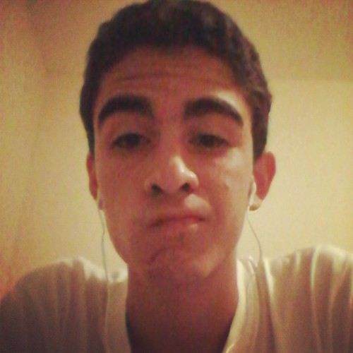 gamer :B fuchibolero :DD y mas q todo amigable :))