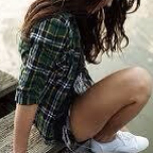 Brunette, blue-eyed, belle. Anon made on 6.21.2013
