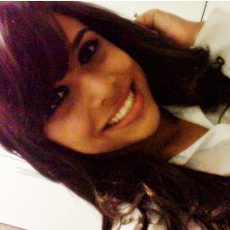 I lose control when I'm close to you babe ♫