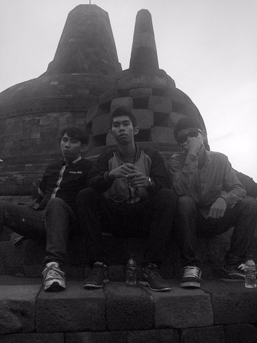 nyowo gaduhan bondo titipan pangkat sampiran