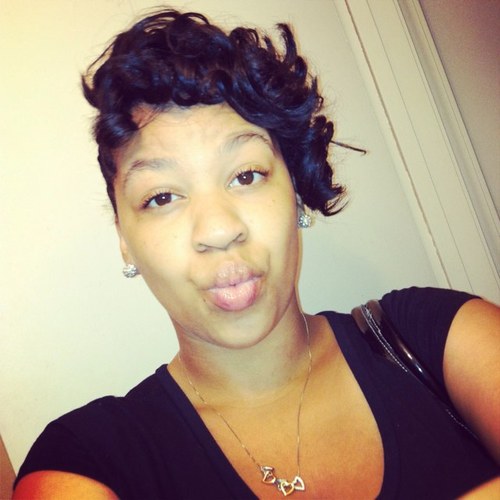 18 & living life. Making my OWN $$$ ;; I love my baby NRB ✌ ❤ Instagram : @The_Braddocks