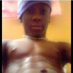 #zoe 4 life. follow me, illl follow back !!!!
