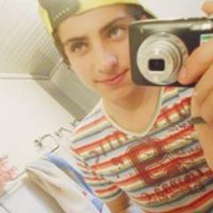 Menti pra mim é o que eu gosto quanto mais vc me ilude mais eu ti adoro (8