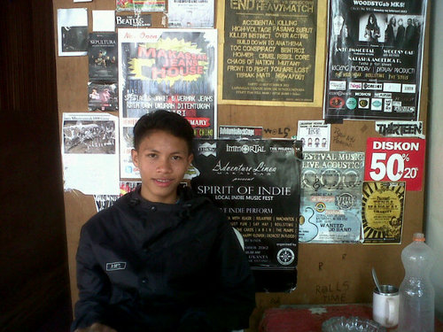 Follow Ajh Dlu .'
Karaeng sampulo