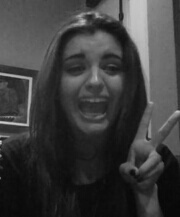BECCAHOLIC SINCE MARCH 2011! I love Rebecca Black so much! She is my role model, idol and inspiration ♥ Rebecca follows :)