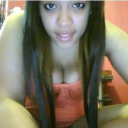 Im 18 ,
They Call Me Niina ,
&&; Im Taken By Underdog Jizzle