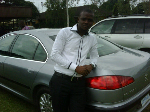 Toritsemayiwa's profile picture. Who care's?