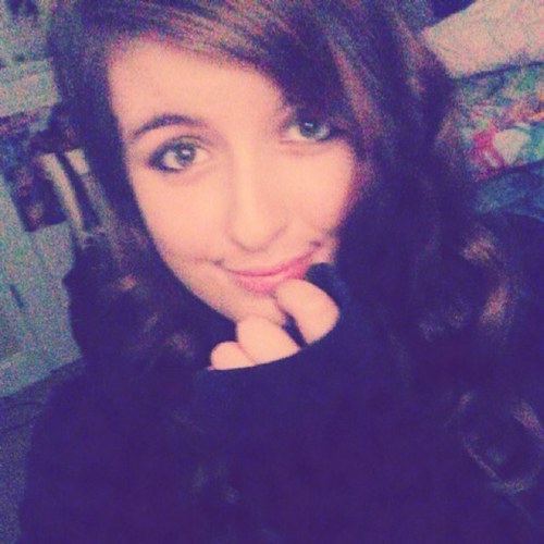 Hi there! im Savannah!!or Savvy. BVB/BOTDF/SWS/FIR/PTV/AA/PAPA ROACH/ Music is my heart, and soul.