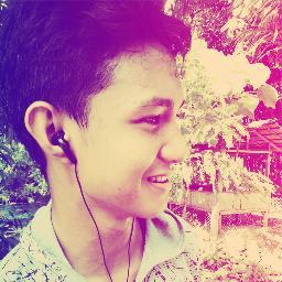 happiness just for people who have dreams,, n nver give up with facts to make it real,, ;)