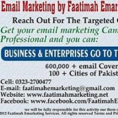 A social media marketier