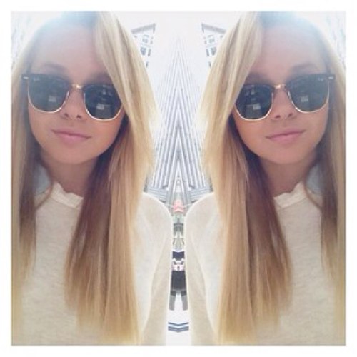 ♡ Amy, Amy & Molly here just supporting our idol Alli Simpson ♡ 
https://t.co/ifLLbYr307