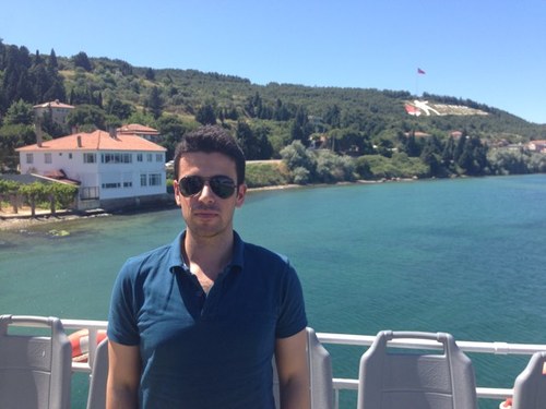 halilcaneryasar's profile picture. 