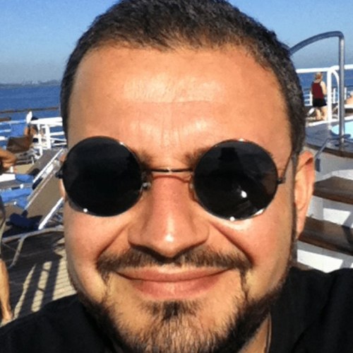 un’opinione non si nega a nessuno...soprattutto se mostra le fonti. Iperbolista annoiato come un misantropo alla mensa dell’asilo. Sognatore post-storico.